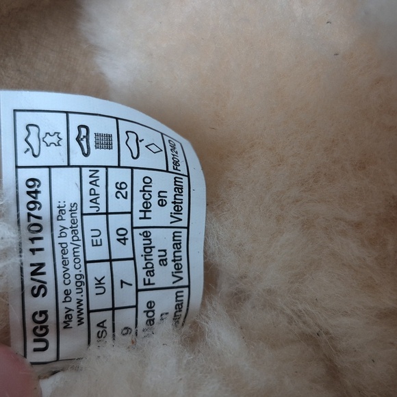 UGG Dakota Black Suede Slippers Size 9, NWT! - Picture 7 of 17